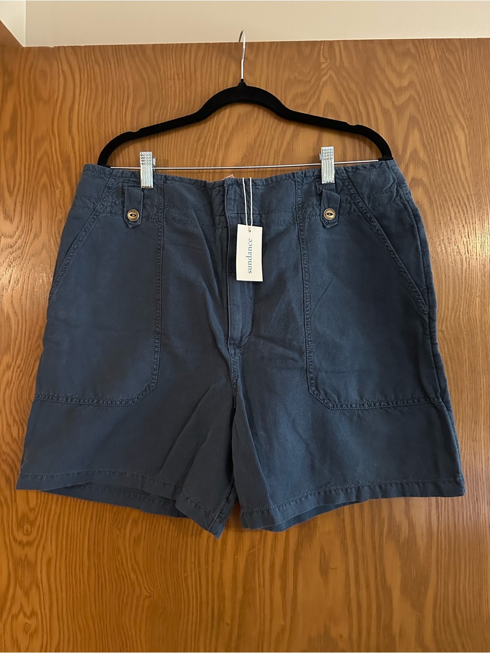 Sundance Dark Navy Utility Cotton-Blend Women’s Shorts Size 14